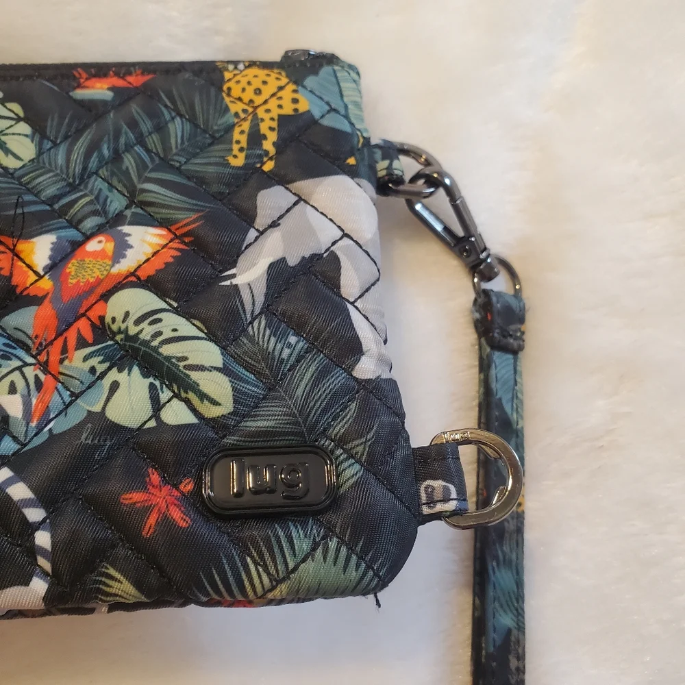 Lug Wristlet Phone Holder Wallet